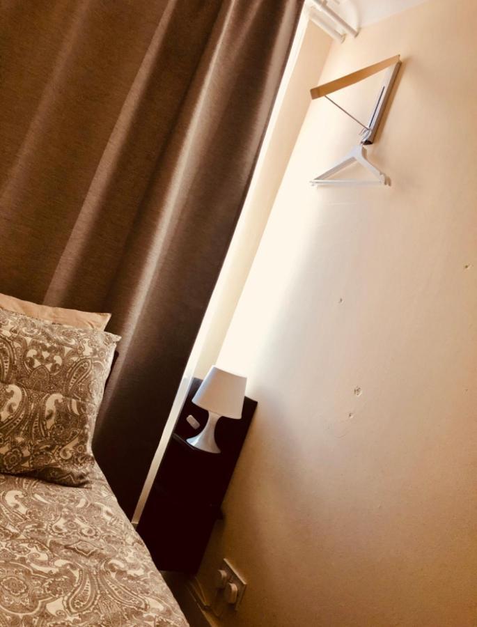 Ac Lounge 36 Homestay